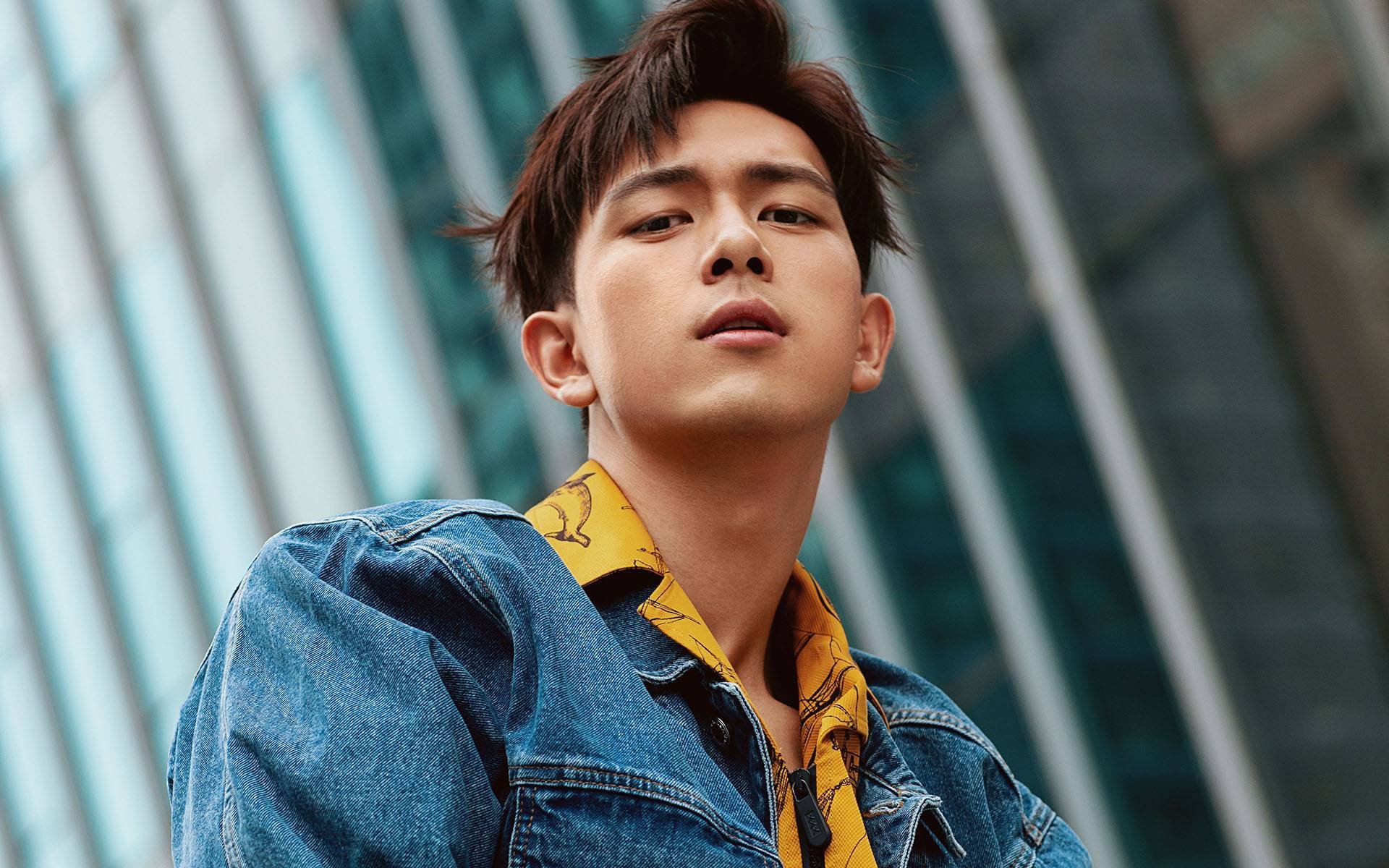 剧烈竞争：各路“黑马”运动员崭露头角，激烈的运动员