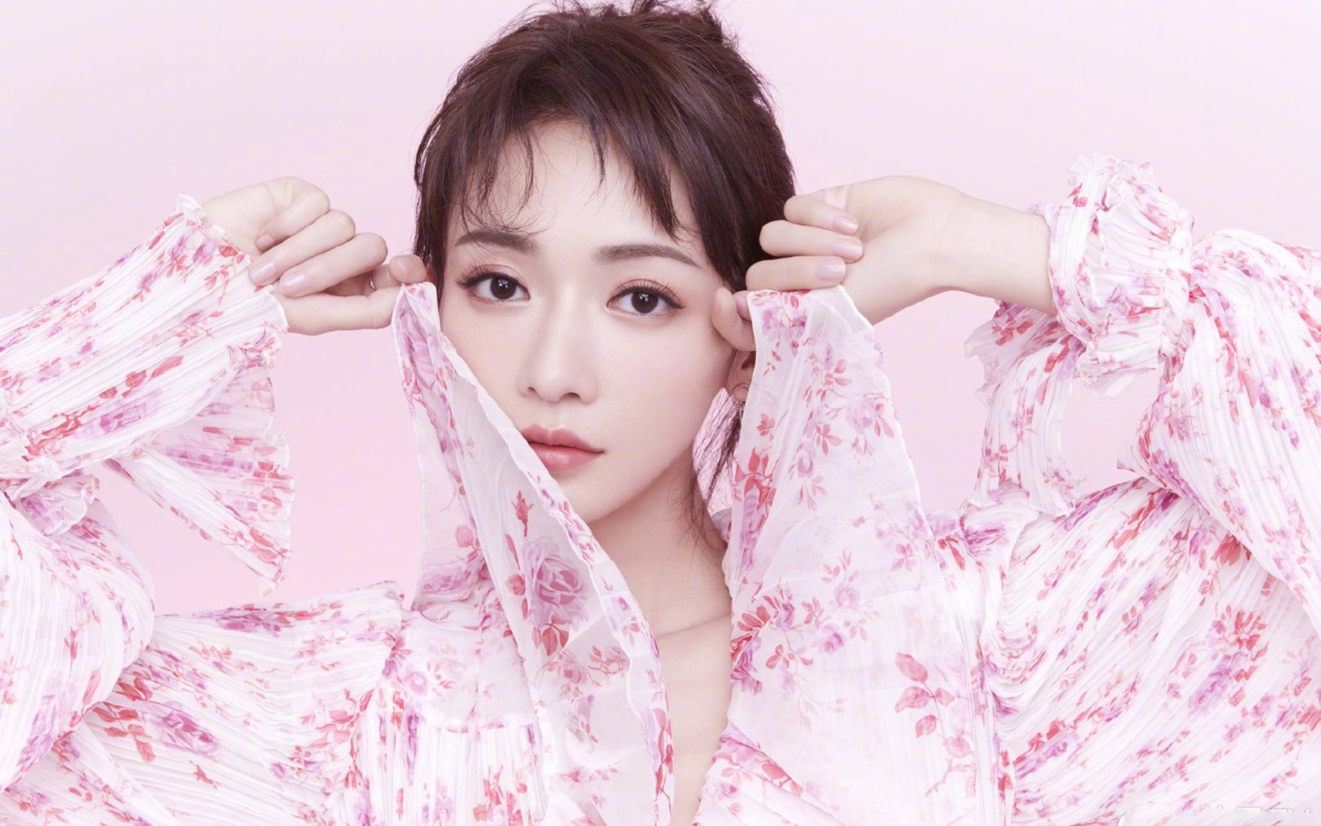 中国篮球教练员教学方法现代化转型研究，篮球教练员的基本素养